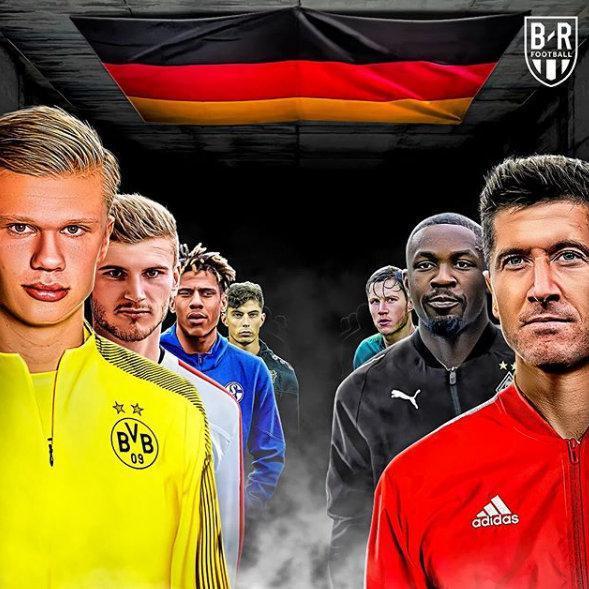 奥尔莫进球的艺术作品：26次传球，巴萨团队配合的巅峰演绎（26次传递铸就奥尔莫神作：巴萨团队配合的极致呈现）