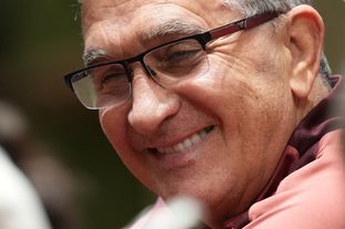 广岛三箭官方：主帅斯基伯将在赛季结束后离任（广岛三箭官宣：主帅斯基伯将于赛季结束后卸任）