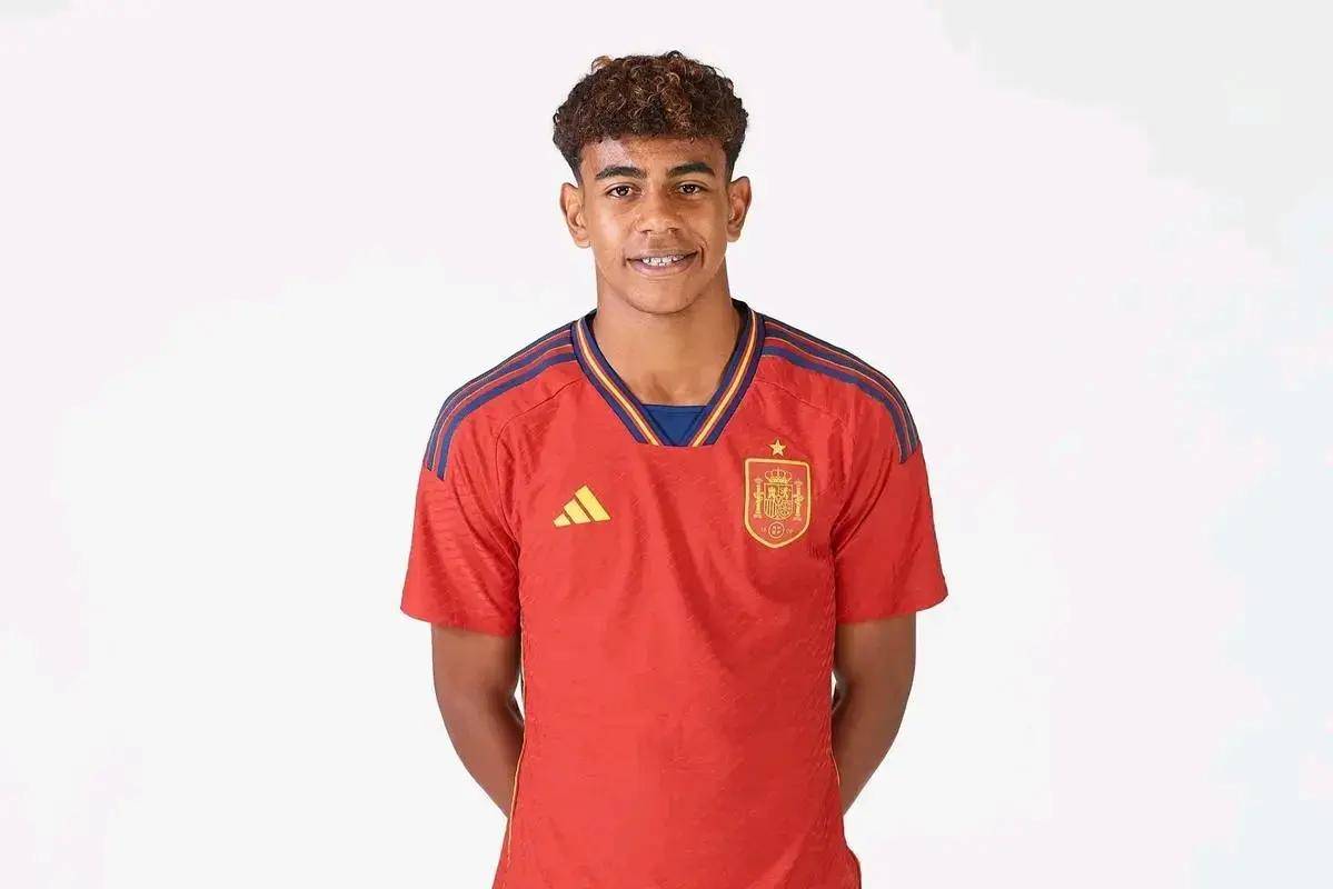 托莫里：对于我这个后卫来说，1-0获胜意味着我们防守得很好（托莫里：对后卫而言，1-0就是防线的胜利）